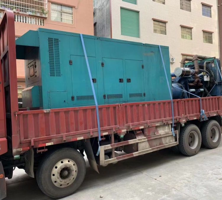 铁山港如何在不同负载率下确保 400KW 柴油发电机组的正常运行？
